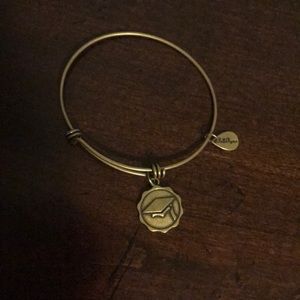Bella Ryann graduation cap bracelet